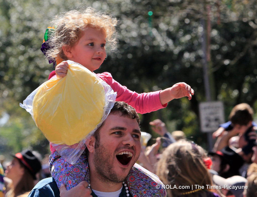 Krewe of Thoth rolls through New Orleans: See Mardi Gras parade photos